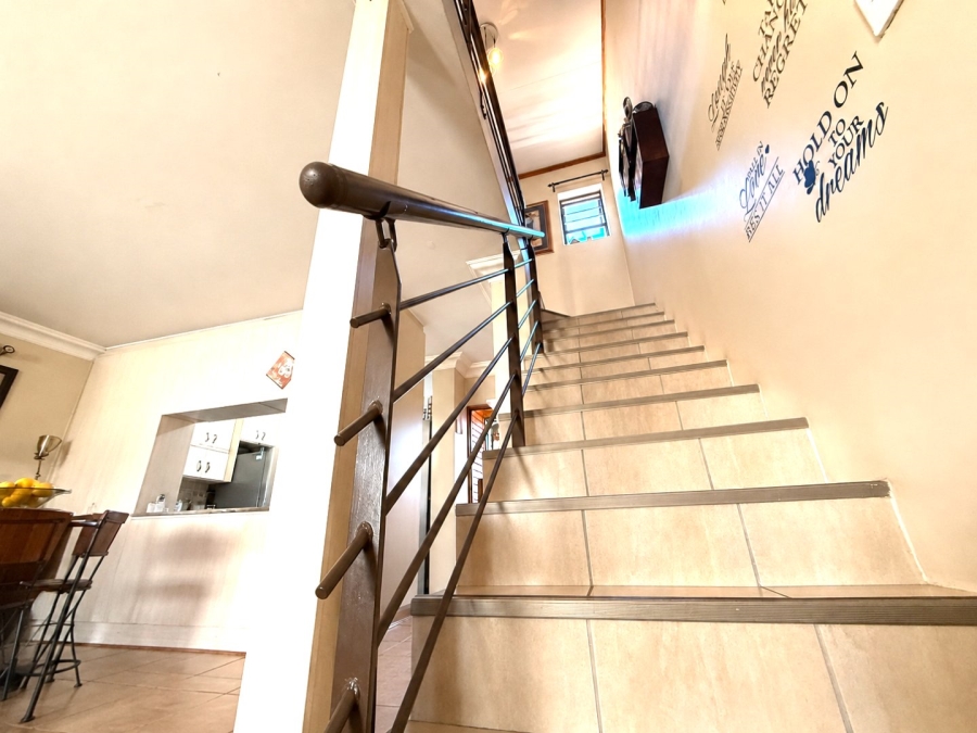 3 Bedroom Property for Sale in Universitas Free State